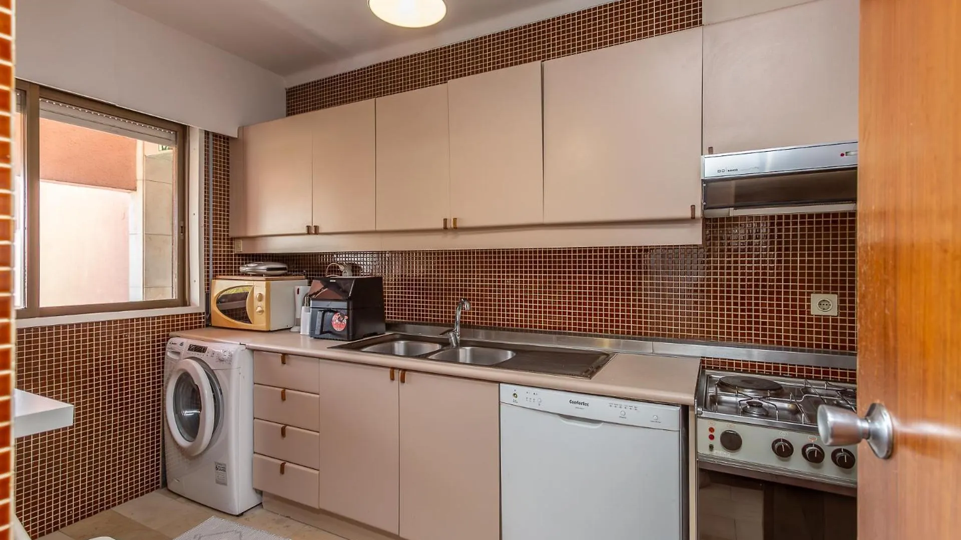 Lisbon Apartment 1