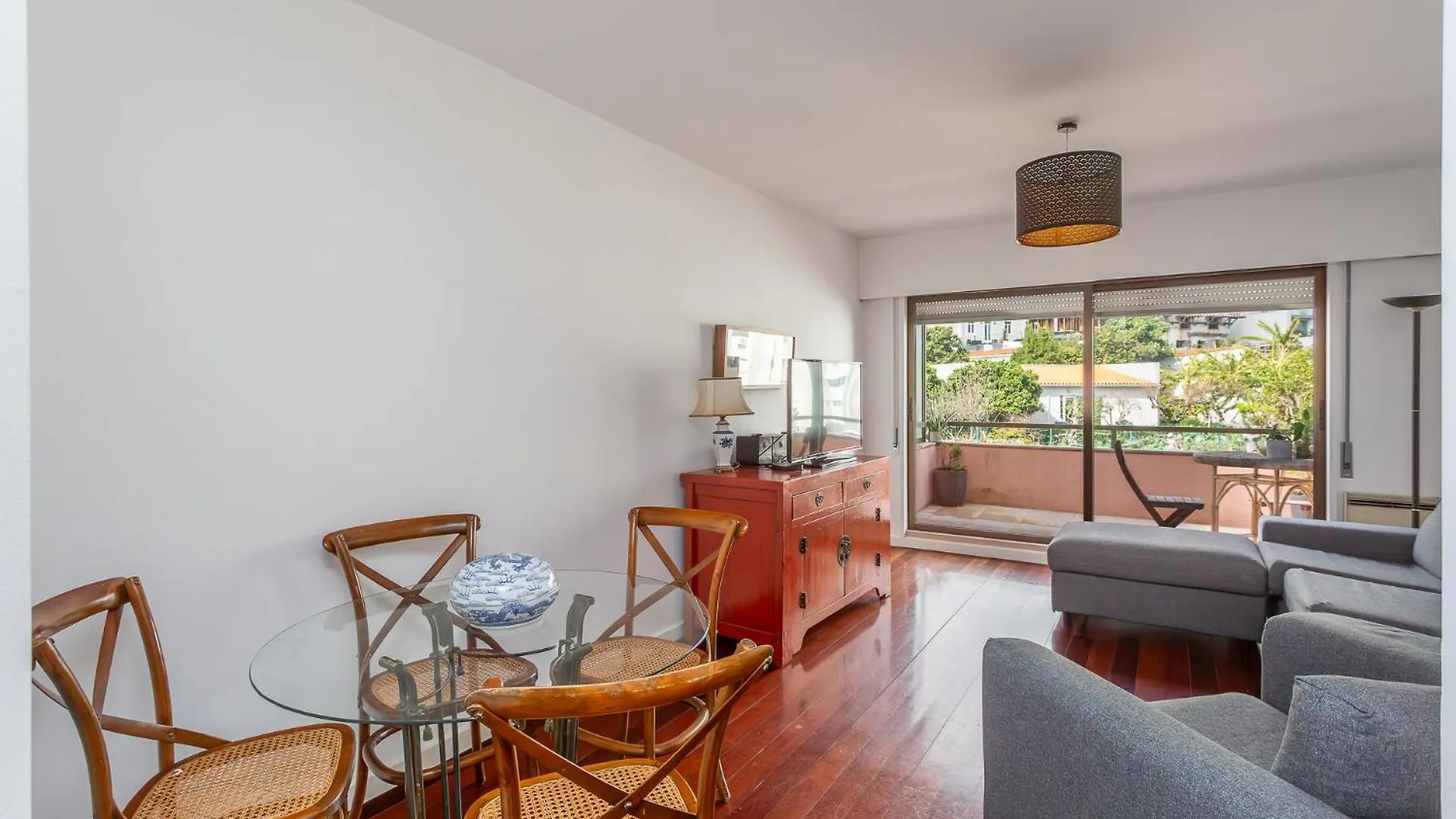 Lisbon Apartment 1